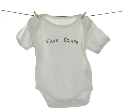 Baby Body bedruckt | mit Namen oder Wunschtext, 100% Baumwolle | Personalisiert
