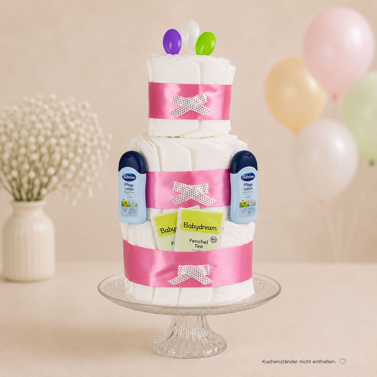 Dreistöckige Windeltorte in Rosa – liebevolles Geschenk zur Geburt für ein kleines Mädchen