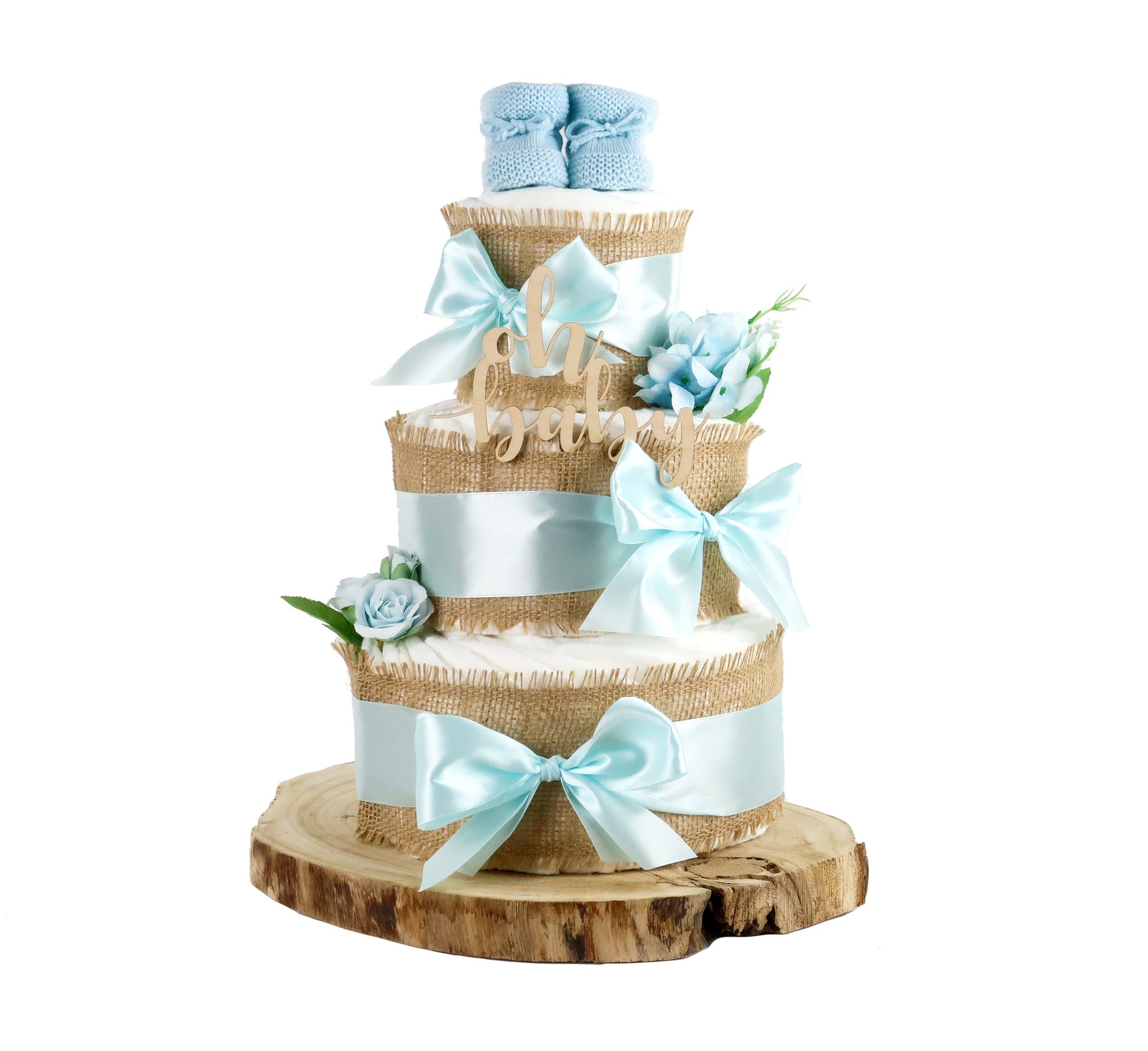 Windeltorte Alles Jute Kollektion in Blue mit Holzschriftzug oh baby, Satinbändern in Hellblau und natürlicher Jute-Deko