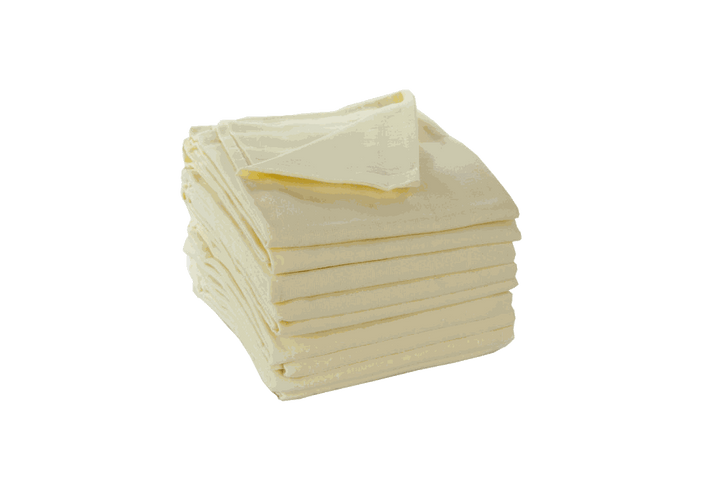 Gestapelte Moltontücher in Creme aus 100 % Baumwolle, Maße ca. 70 × 80 cm