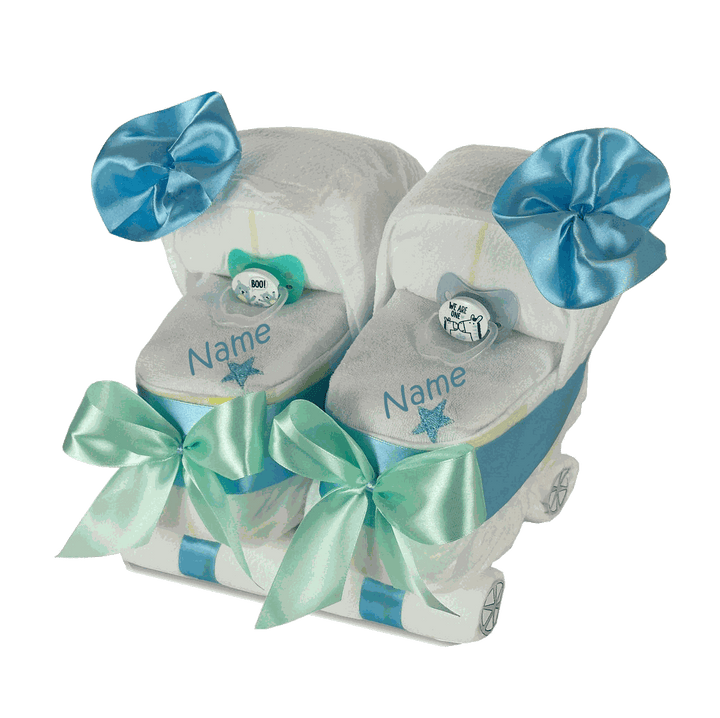 Handgemachter Windelwagen für Zwillinge in Blau aus Pampers Premium Protection Windeln – Geschenk zur Geburt
